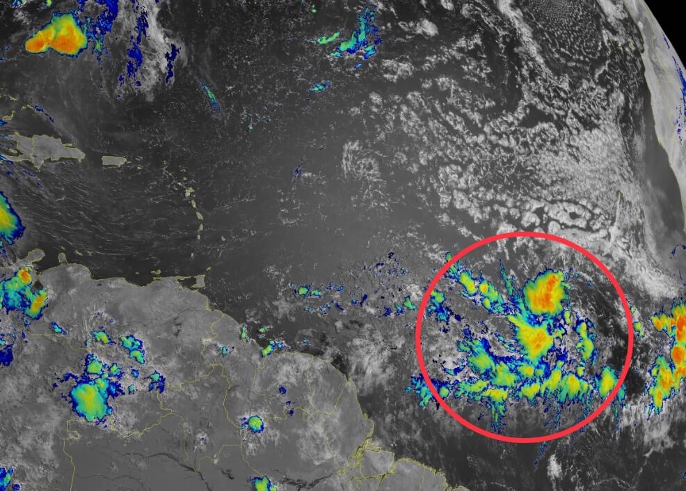 Invest 95L aumenta a 70 el potencial ciclónico